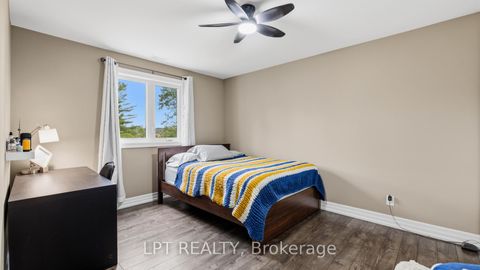 Photo 22 at 165 Lake Drive E, Historic Lakeshore Communities, Georgina