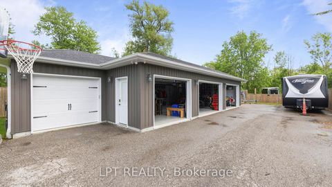 Photo 36 at 165 Lake Drive E, Historic Lakeshore Communities, Georgina
