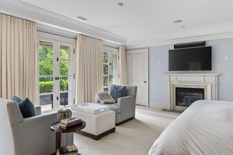 Photo 17 at 335 Cortleigh Boulevard, Nortown, Toronto