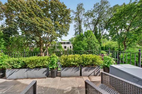 Photo 22 at 335 Cortleigh Boulevard, Nortown, Toronto