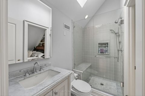 Photo 32 at 335 Cortleigh Boulevard, Nortown, Toronto
