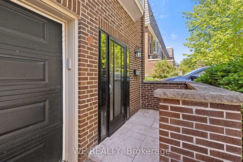 Photo 1 at 11 Stonedale Placeway, Don Mills, Toronto