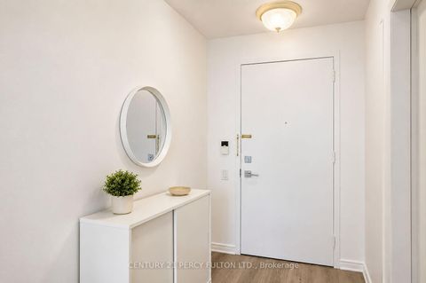 Photo 5 at 1509 - 10 Northtown Way, Willowdale East, Toronto