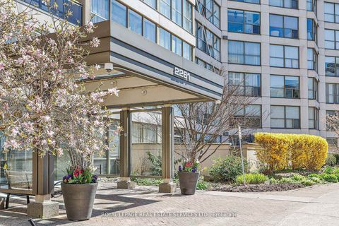 Photo 11 at 1010 - 2261 Lake shore Boulevard W, Mimico, Toronto