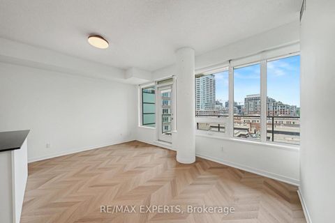 Photo 3 at 715 - 55 East Liberty Street, Niagara, Toronto