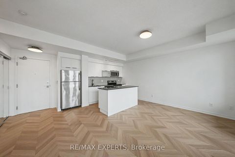 Photo 5 at 715 - 55 East Liberty Street, Niagara, Toronto