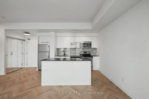 Photo 8 at 715 - 55 East Liberty Street, Niagara, Toronto