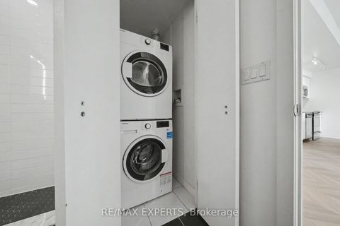 Photo 17 at 715 - 55 East Liberty Street, Niagara, Toronto