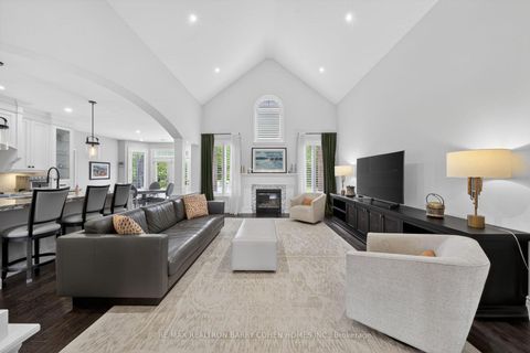 Photo 11 at 9 Wolford Court, Historic Lakeshore Communities, Georgina