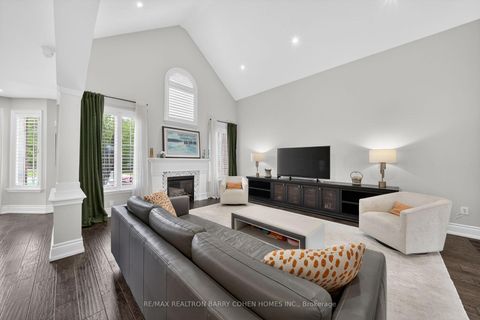 Photo 17 at 9 Wolford Court, Historic Lakeshore Communities, Georgina