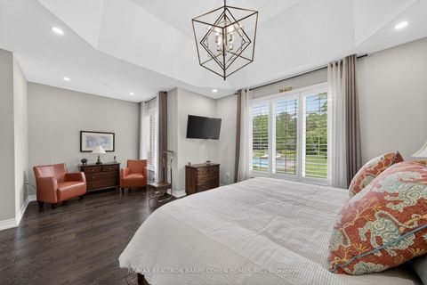 Photo 18 at 9 Wolford Court, Historic Lakeshore Communities, Georgina