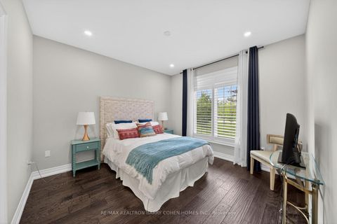 Photo 22 at 9 Wolford Court, Historic Lakeshore Communities, Georgina