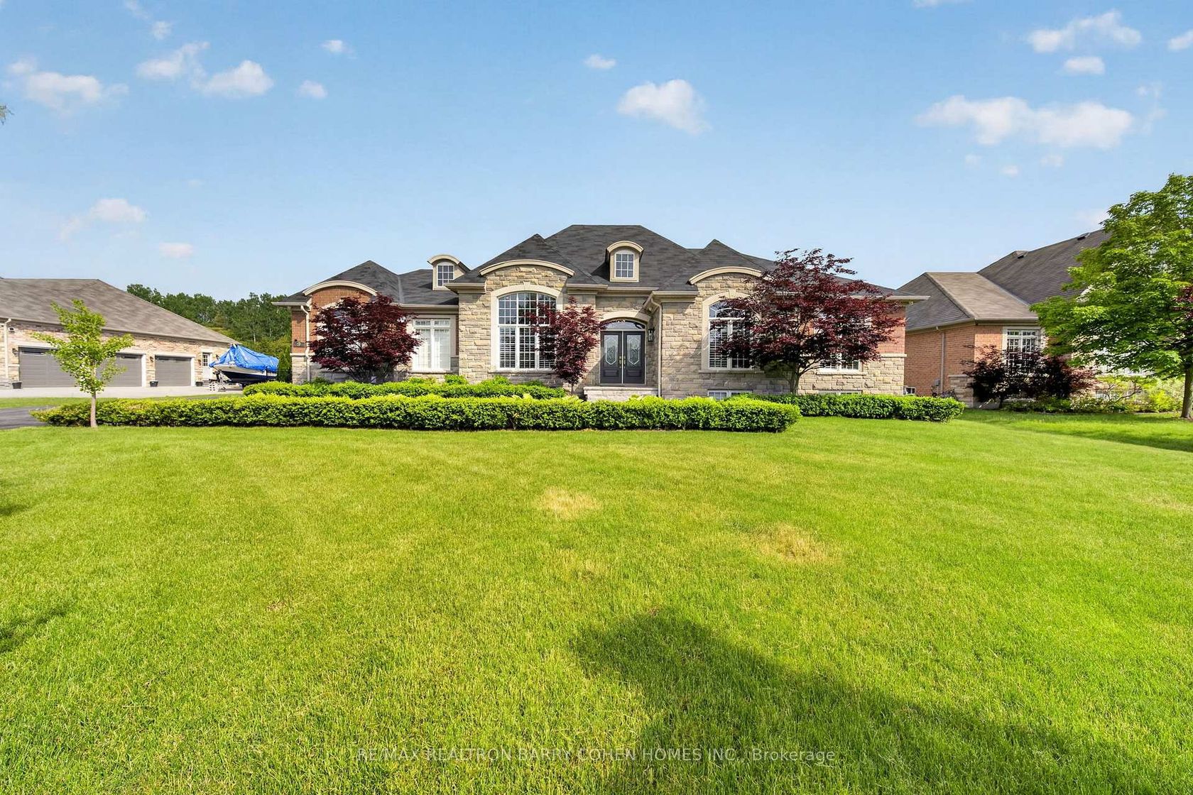 9 Wolford Court, Historic Lakeshore Communities, Georgina photo 0