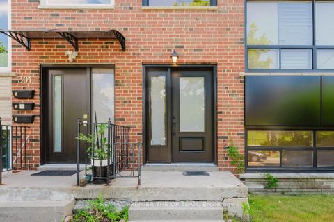 Photo 2 at 299 Quebec Avenue, Junction Area, Toronto