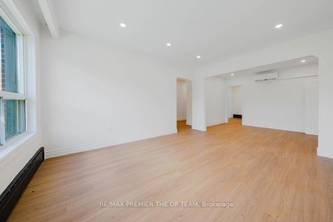 Photo 4 at 299 Quebec Avenue, Junction Area, Toronto