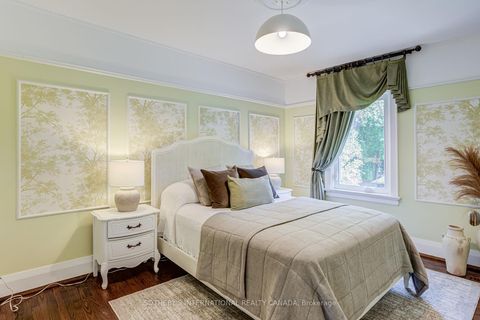 Photo 27 at 361 Hillsdale Avenue E, Mount Pleasant East, Toronto