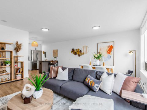 Photo 13 at 1514 - 123 Eglinton Avenue E, Mount Pleasant West, Toronto
