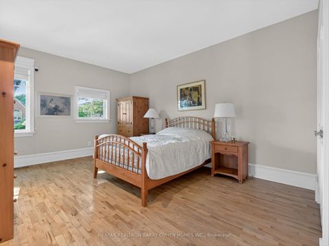 Photo 11 at 36 Esgore Drive, Nortown, Toronto