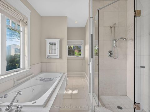 Photo 14 at 36 Esgore Drive, Nortown, Toronto