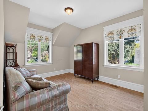Photo 17 at 36 Esgore Drive, Nortown, Toronto