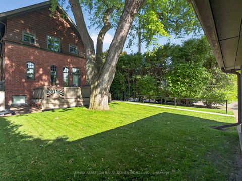 Photo 27 at 36 Esgore Drive, Nortown, Toronto