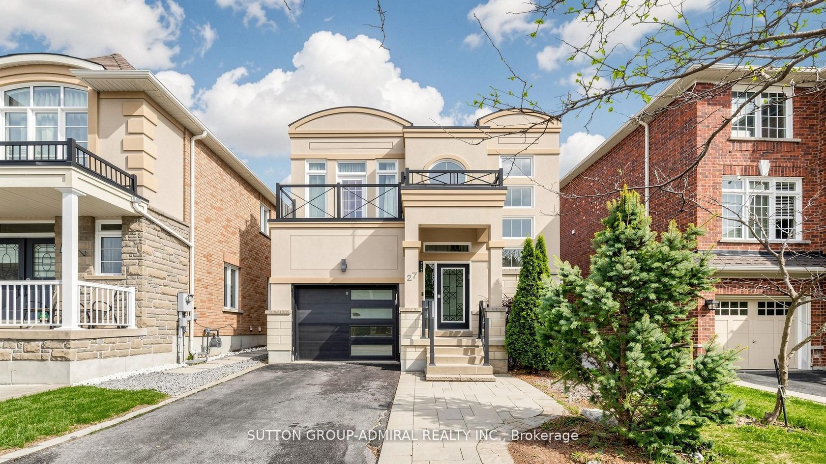 27 Asner Avenue, Patterson, Vaughan photo number 2