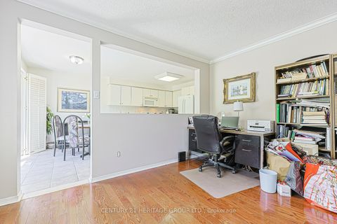 Photo 14 at 8 Millcroft Way, Brownridge, Vaughan