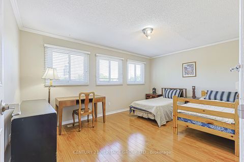 Photo 21 at 8 Millcroft Way, Brownridge, Vaughan