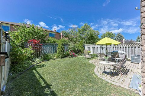 Photo 33 at 8 Millcroft Way, Brownridge, Vaughan