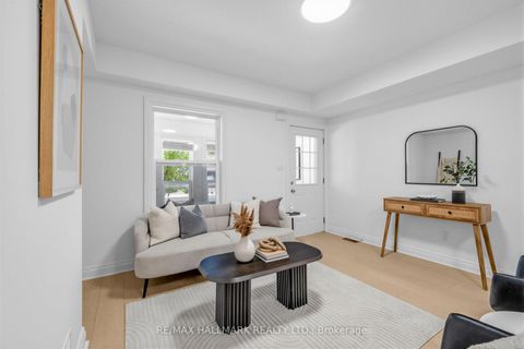 Photo 7 at 1292 Woodbine Avenue, East York, Toronto