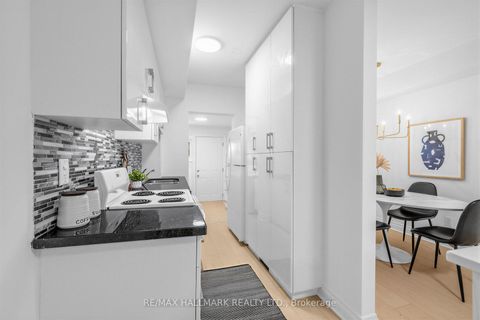 Photo 11 at 1292 Woodbine Avenue, East York, Toronto