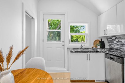 Photo 21 at 1292 Woodbine Avenue, East York, Toronto