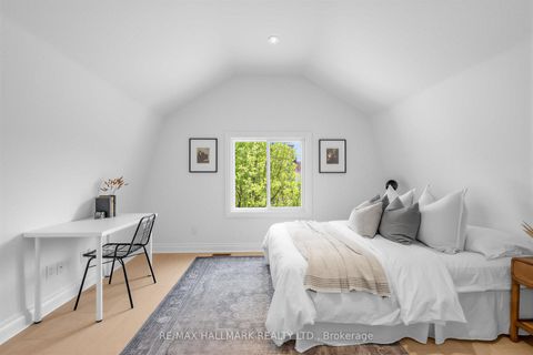 Photo 27 at 1292 Woodbine Avenue, East York, Toronto