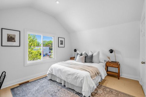 Photo 28 at 1292 Woodbine Avenue, East York, Toronto