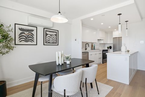 Photo 4 at 911 - 45 Southport Street, Swansea, Toronto