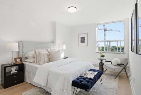Photo 25 at 911 - 45 Southport Street, Swansea, Toronto