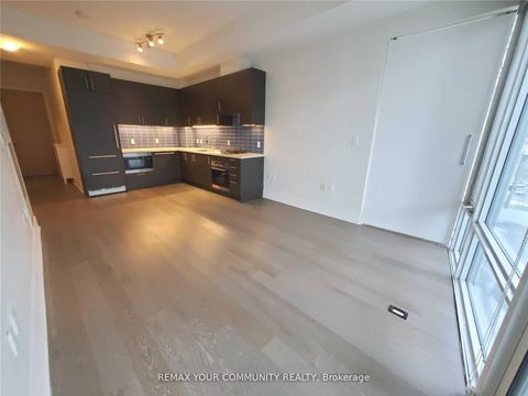 Photo 7 at 918 - 29 Queens Quay E, Waterfront Communities C8, Toronto