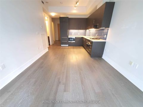 Photo 8 at 918 - 29 Queens Quay E, Waterfront Communities C8, Toronto
