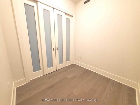 Photo 14 at 918 - 29 Queens Quay E, Waterfront Communities C8, Toronto