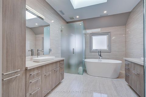 Photo 18 at 460 Hounslow Avenue, Willowdale West, Toronto