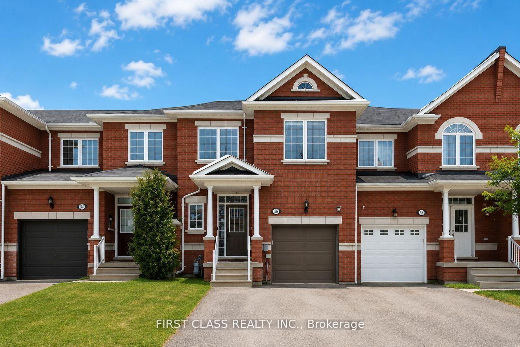 36 - 8 Townwood Drive, Jefferson, Richmond Hill photo number 2