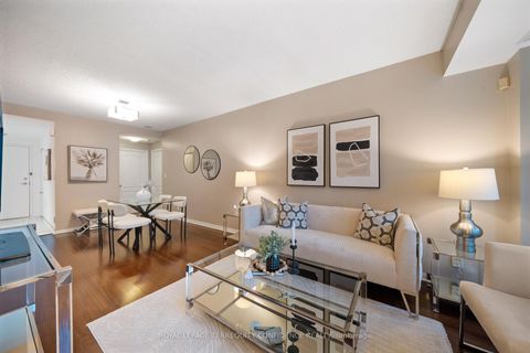 Photo 9 at 1125 - 28 Sommerset Way, Willowdale East, Toronto