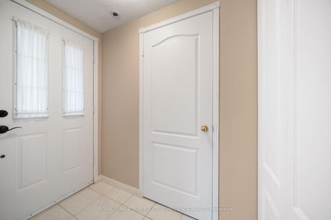 Photo 19 at 1125 - 28 Sommerset Way, Willowdale East, Toronto