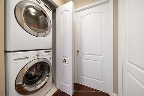 Photo 20 at 1125 - 28 Sommerset Way, Willowdale East, Toronto