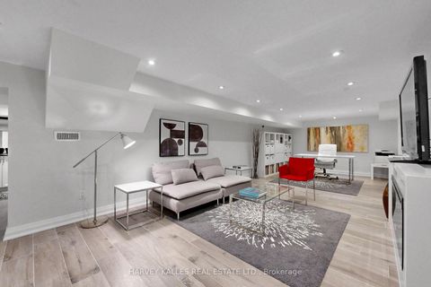 Photo 34 at 21 Kellam Street, Kleinburg, Vaughan