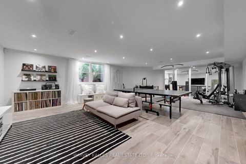 Photo 37 at 21 Kellam Street, Kleinburg, Vaughan