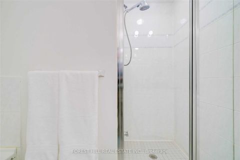 Photo 14 at 103 - 9 Greenbriar Road, Bayview Village, Toronto