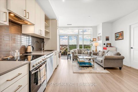 Photo 15 at 1006 - 50 George Butchart Drive, CFB, Toronto