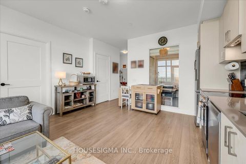 Photo 16 at 1006 - 50 George Butchart Drive, CFB, Toronto