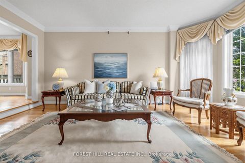 Photo 13 at 17 Lady Lynn Crescent, Doncrest, Richmond Hill